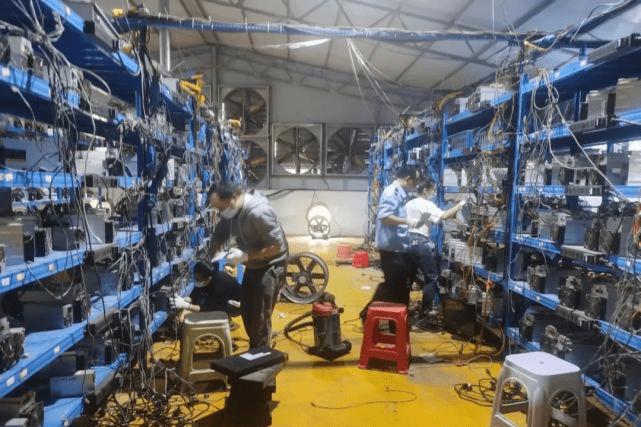 A mining farm undergoing maintenance to improve efficiency